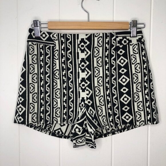 Forever 21 Aztec Print Shorts - Picture 1 of 6